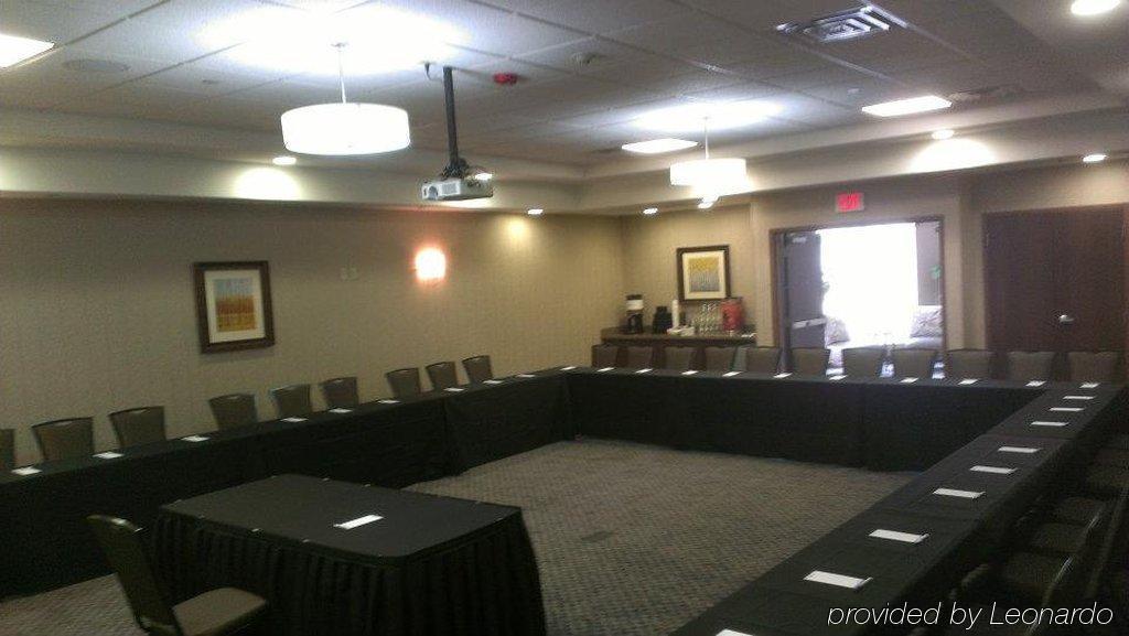 Hilton Garden Inn Midtown Tulsa Afaceri foto