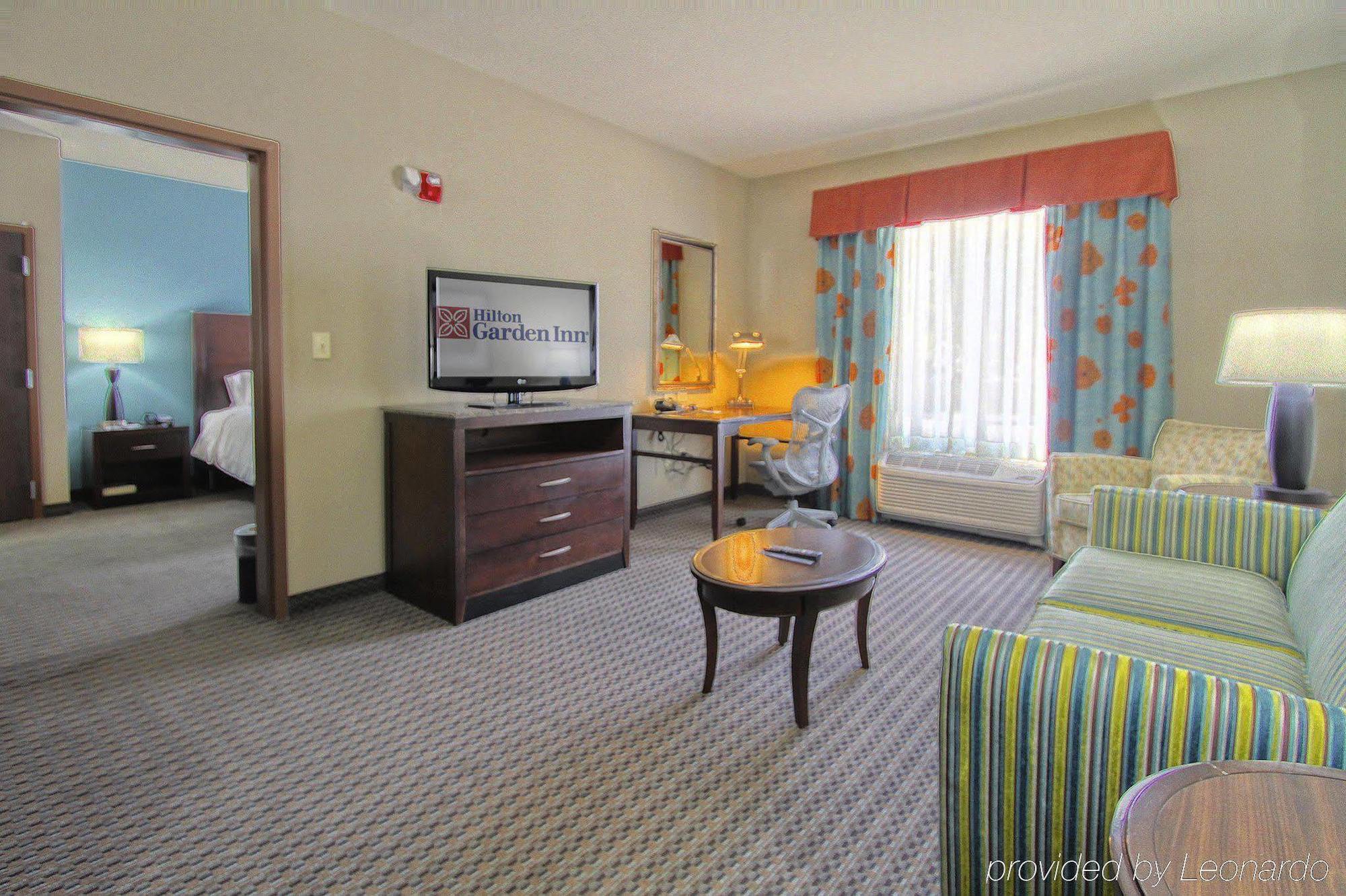Hilton Garden Inn Midtown Tulsa Cameră foto